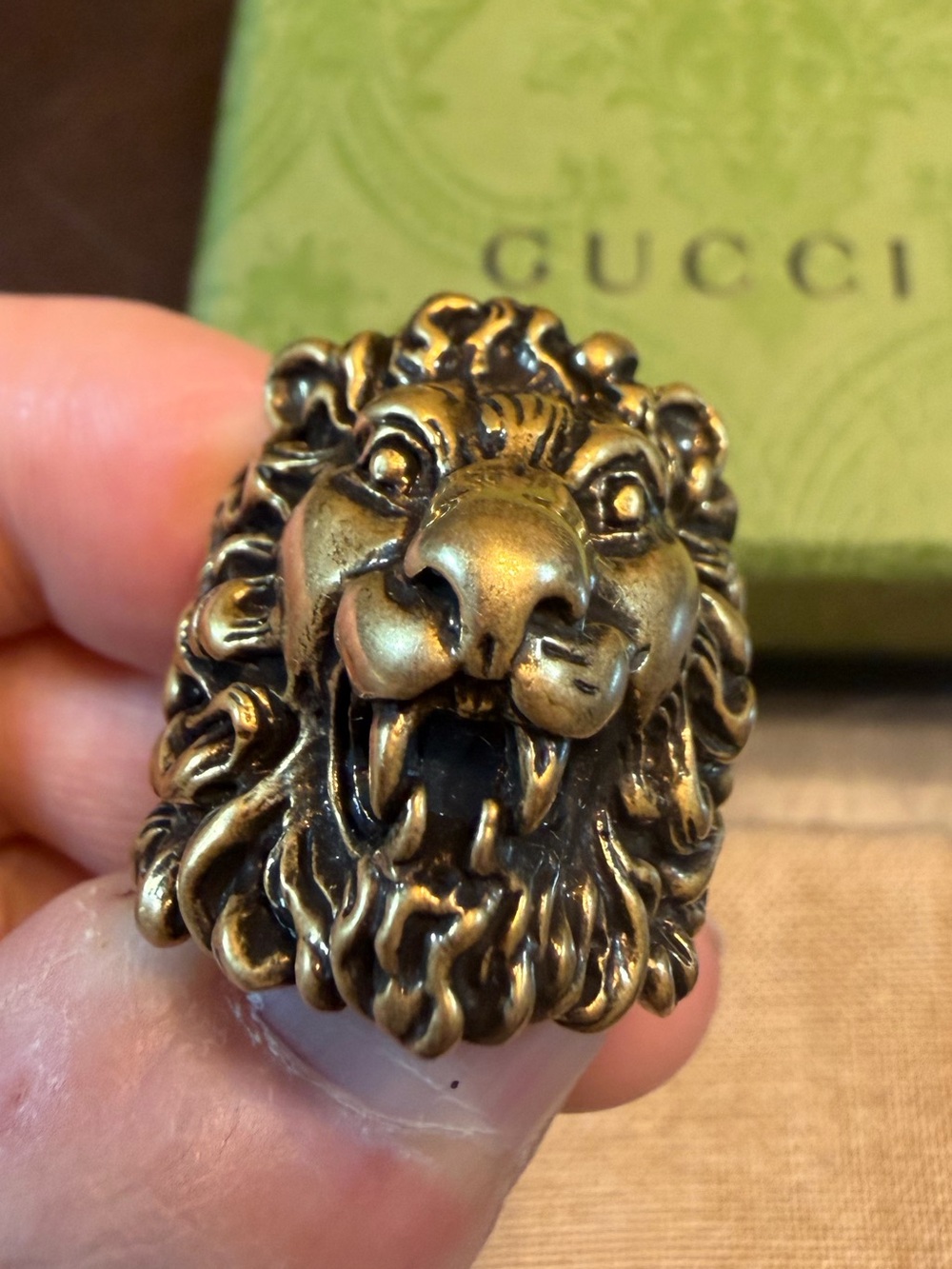 New Authentic Gucci Lion Head Brass Ring Size IT 19 / US 8.75 - Picture 11 of 12